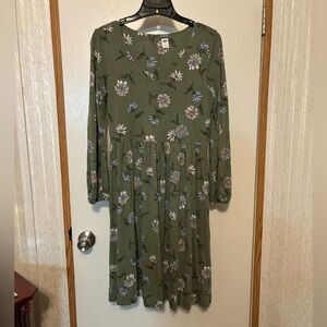 Old Navy Green Floral Long Sleeve Dress